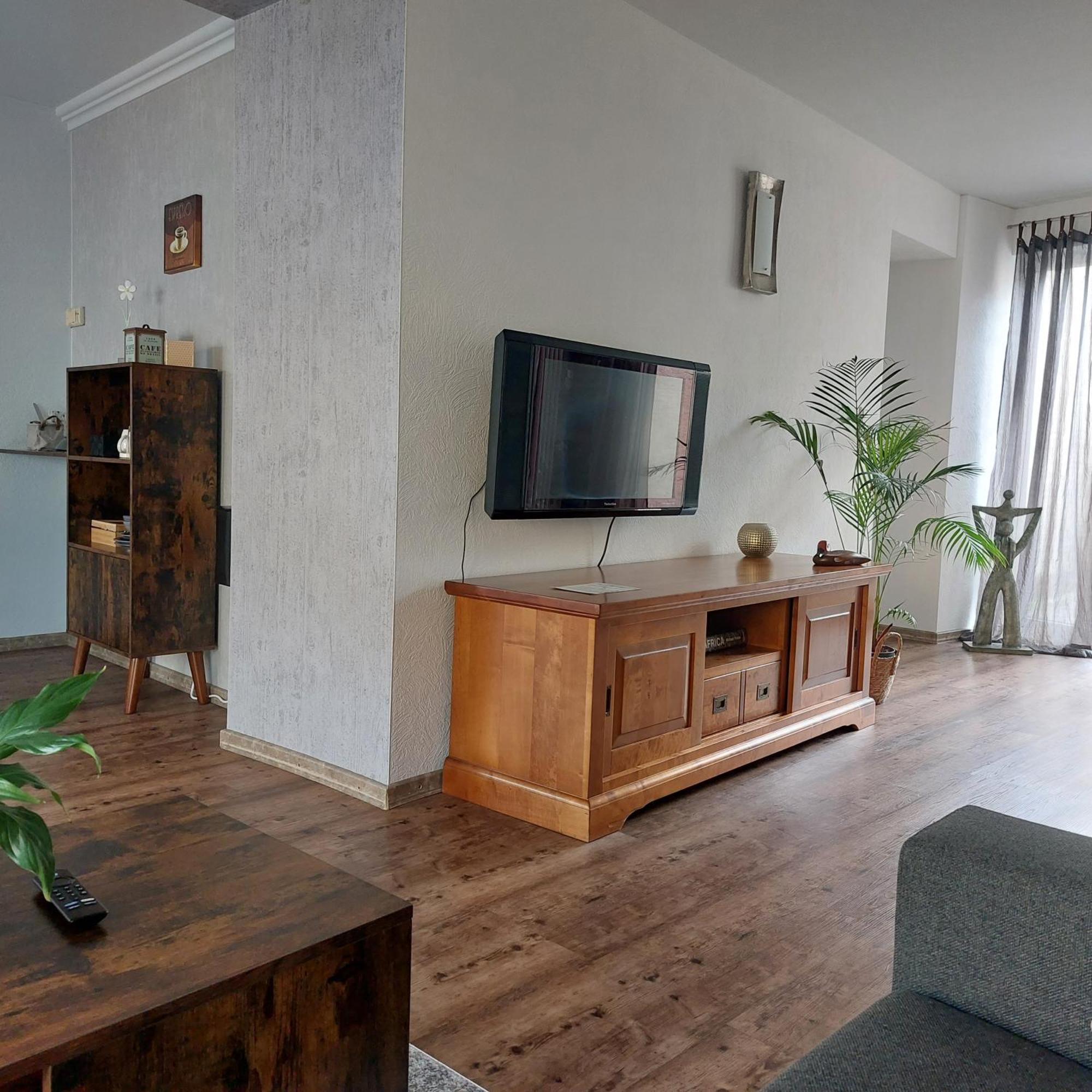 Le Cadeau Apartment Wincheringen Exterior photo